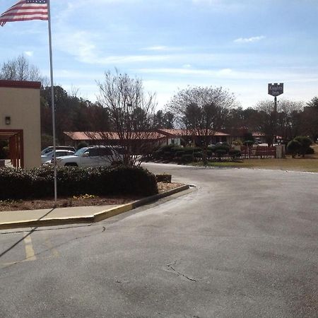 Knights Inn - Cayce Exterior photo