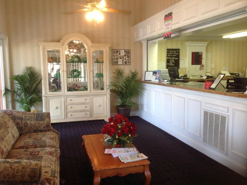 Knights Inn - Cayce Exterior photo